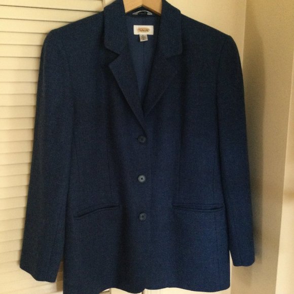 Tablot's Blazer - Picture 1 of 3